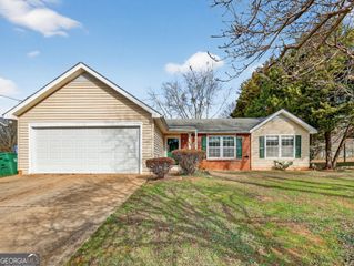 2492 Deep Shoals Circle, Decatur, GA 30034