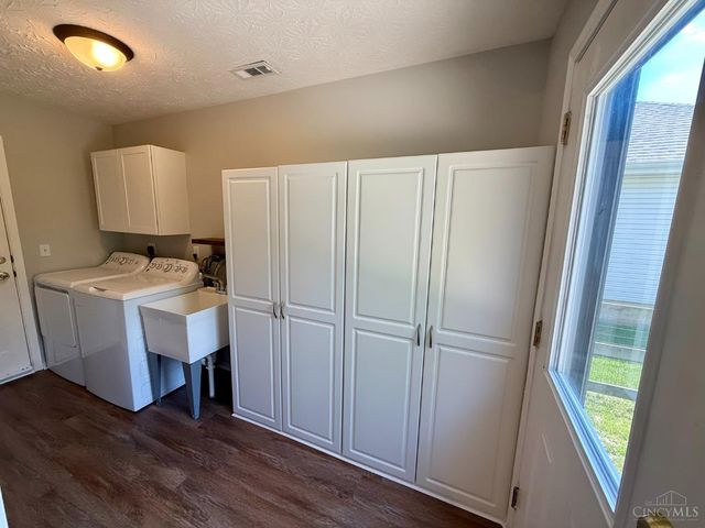 230 Bridle Creek Drive, Monroe, OH 45050