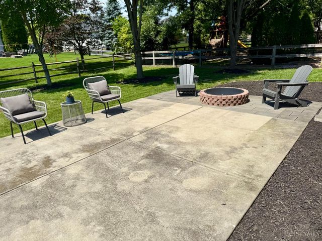 230 Bridle Creek Drive, Monroe, OH 45050