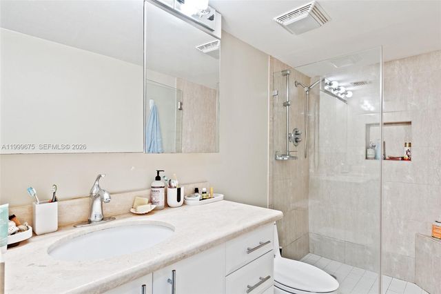 17600 N Bay Road N701, Sunny Isles Beach, FL 33160
