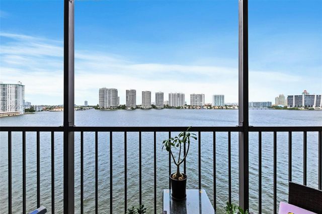 17600 N Bay Road N701, Sunny Isles Beach, FL 33160