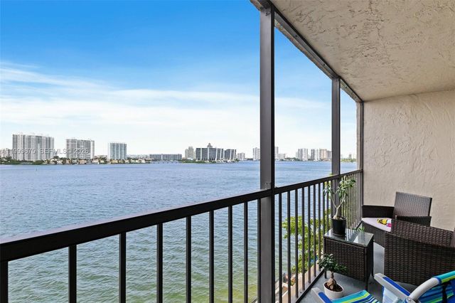 17600 N Bay Road N701, Sunny Isles Beach, FL 33160