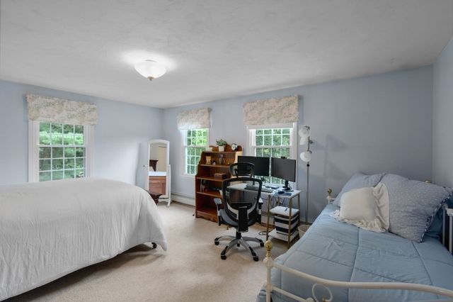 29 Townline Rd, Franklin, MA 02038