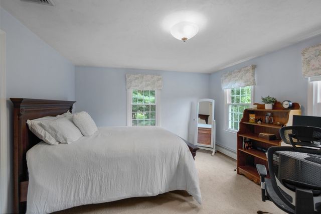 29 Townline Rd, Franklin, MA 02038