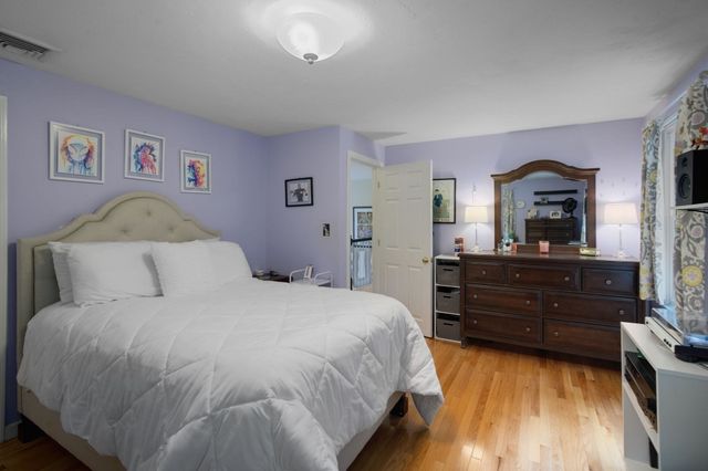 29 Townline Rd, Franklin, MA 02038