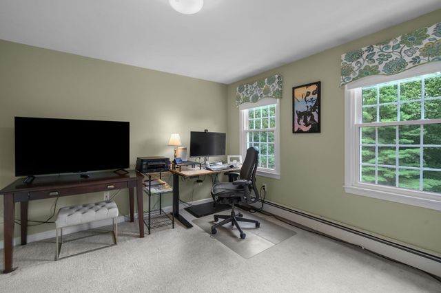 29 Townline Rd, Franklin, MA 02038