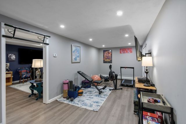 29 Townline Rd, Franklin, MA 02038