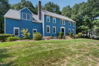 29 Townline Rd, Franklin, MA 02038