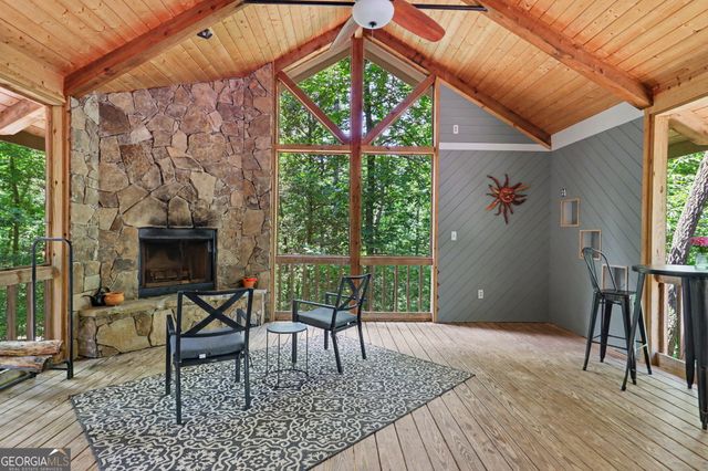 220A Brookwood Lane, Clarkesville, GA 30523