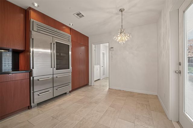 5232 Piping Rock Ln Lane, Houston, TX 77056