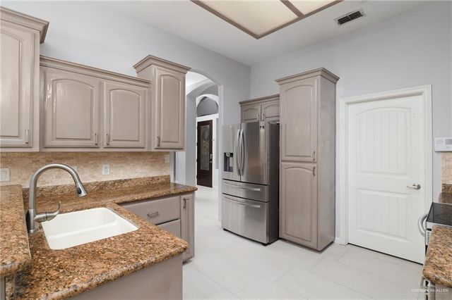 3404 Santa Monica, Mission, TX 78572