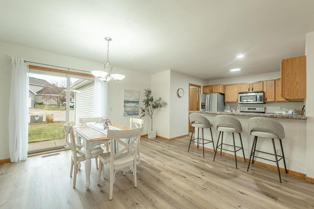 406 Bay Hill Drive, Madison, WI 53717