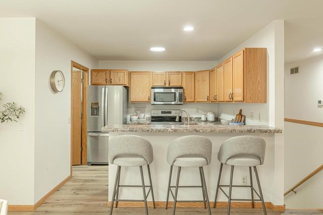 406 Bay Hill Drive, Madison, WI 53717