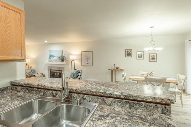 406 Bay Hill Drive, Madison, WI 53717