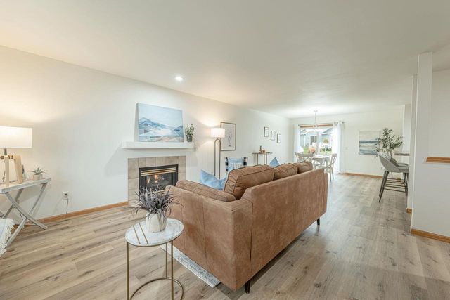 406 Bay Hill Drive, Madison, WI 53717