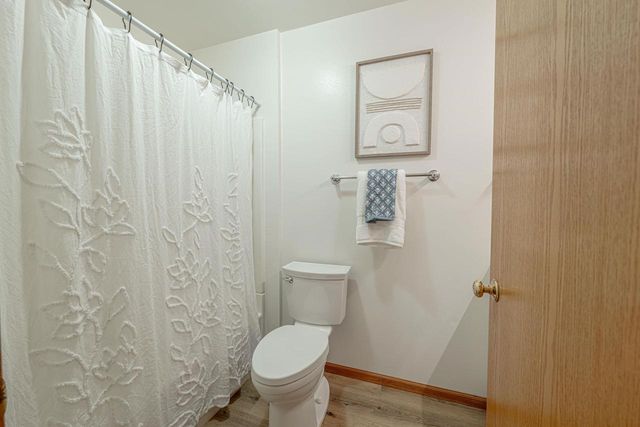 406 Bay Hill Drive, Madison, WI 53717