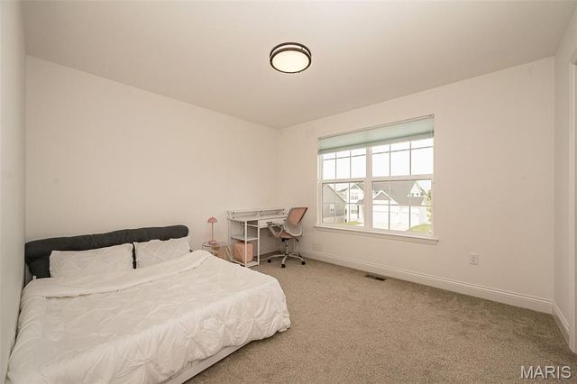 325 Gailin Drive, Lake St Louis, MO 63367