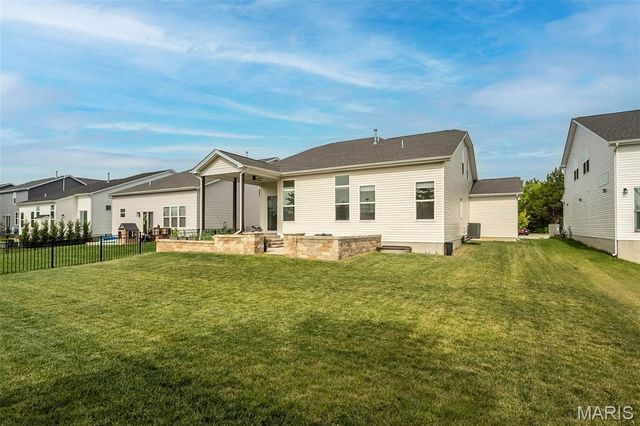 325 Gailin Drive, Lake St Louis, MO 63367