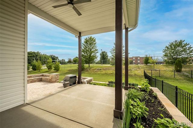 325 Gailin Drive, Lake St Louis, MO 63367