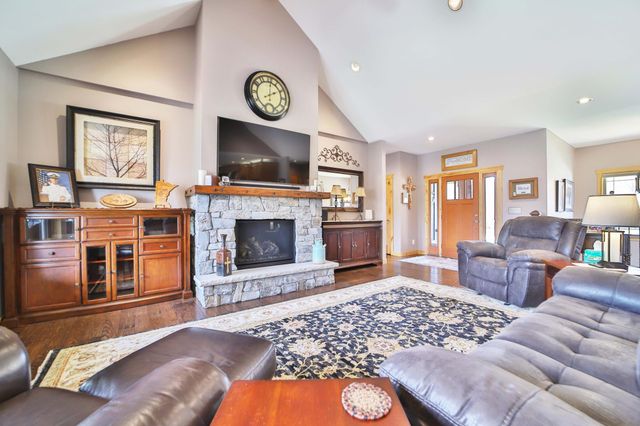 29672 Delaware Trail, Breezy Point, MN 56472