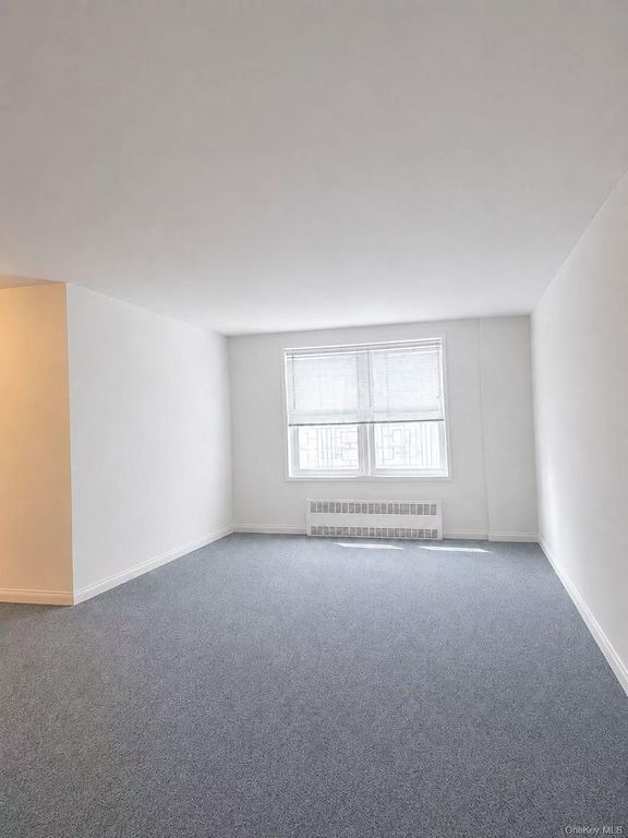 14430 Sanford Avenue 5B, Flushing, NY 11355 — photo 2