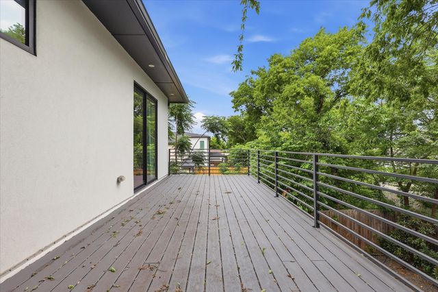 2021 Dennison Street, Dallas, TX 75212