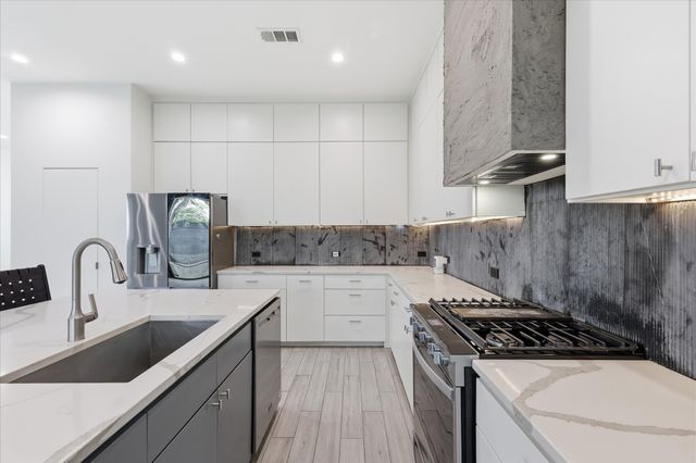 2021 Dennison Street, Dallas, TX 75212