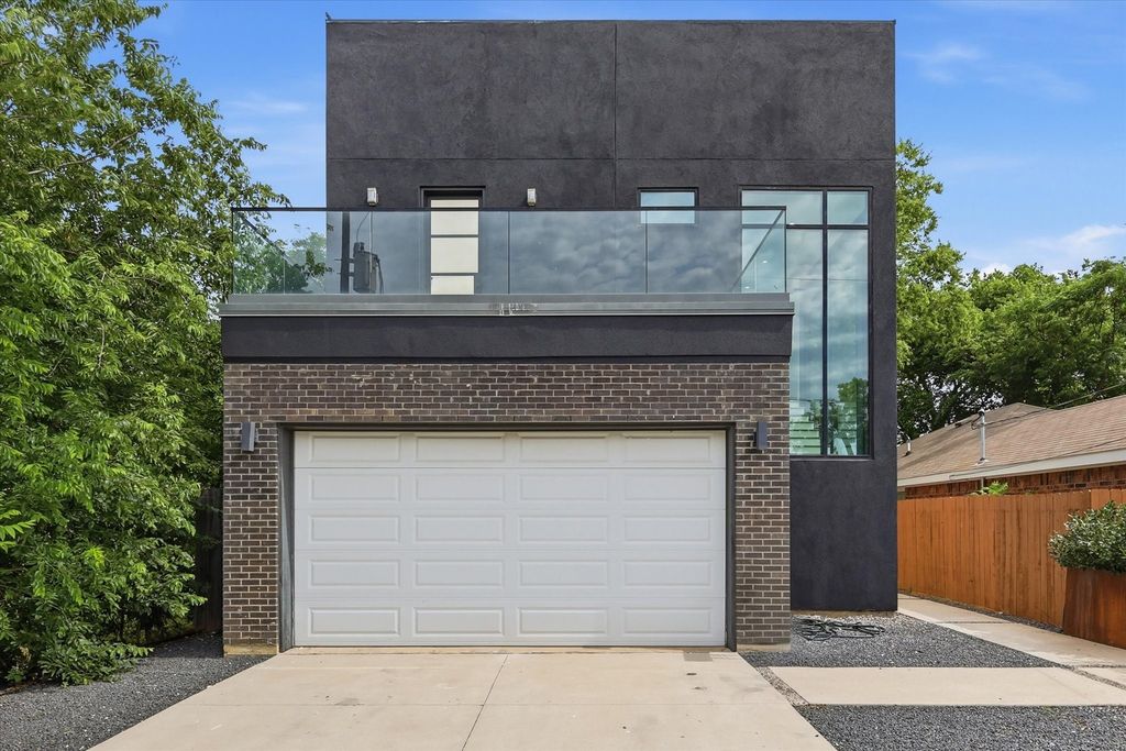 2021 Dennison Street, Dallas, TX 75212