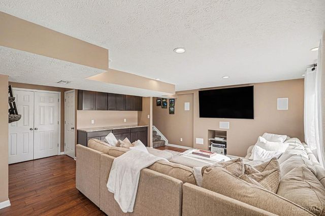 8821 Bluejay View Drive, Whitewater Twp, OH 45002