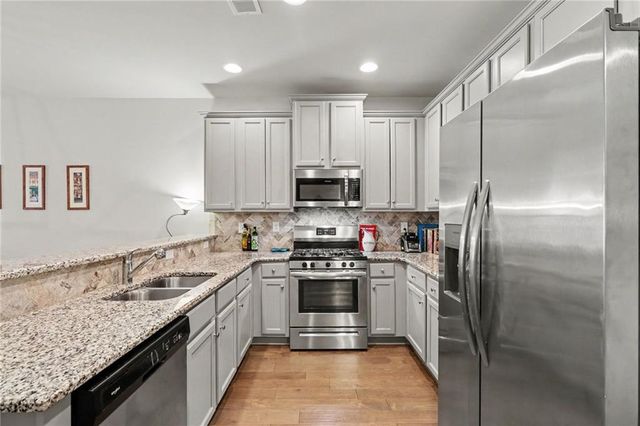 85 Castlemoor Loop, Adairsville, GA 30103