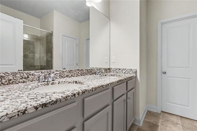 85 Castlemoor Loop, Adairsville, GA 30103