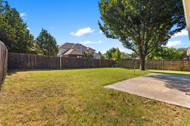 7521 Summer Meadows Drive, Fort Worth, TX 76123