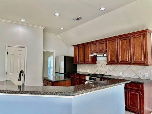 3131 Valley Court, Manvel, TX 77578