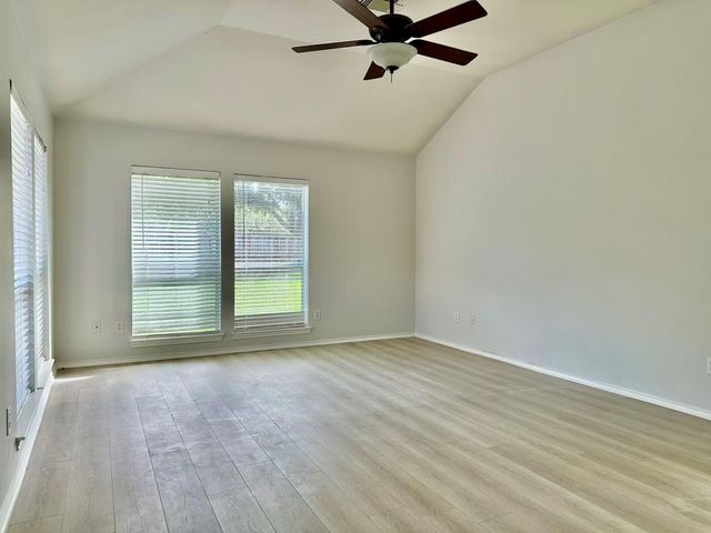 3131 Valley Court, Manvel, TX 77578