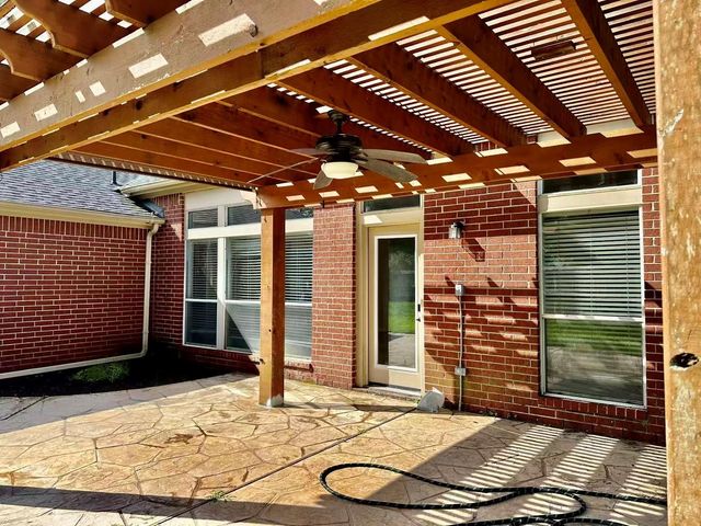 3131 Valley Court, Manvel, TX 77578