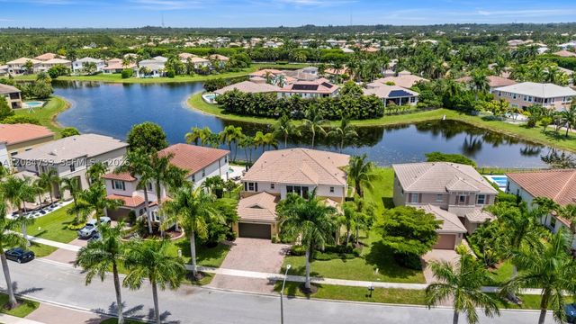 2946 Payson Way, Wellington, FL 33414
