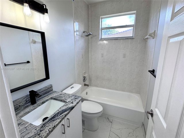 21405 Ingraham Ave Rd, Cutler Bay, FL 33189