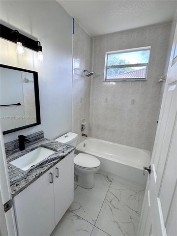 21405 Ingraham Ave Rd, Cutler Bay, FL 33189