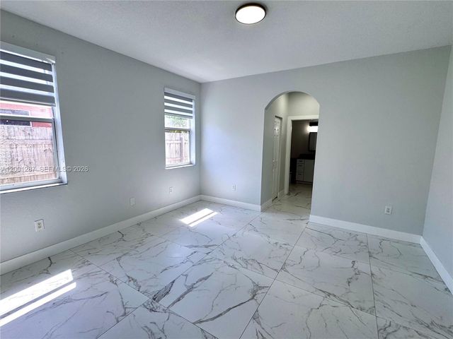 21405 Ingraham Ave Rd, Cutler Bay, FL 33189