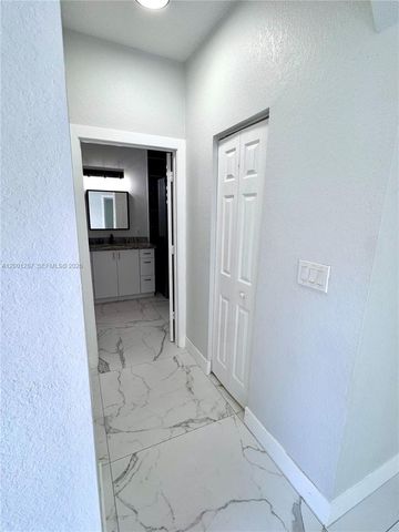 21405 Ingraham Ave Rd, Cutler Bay, FL 33189