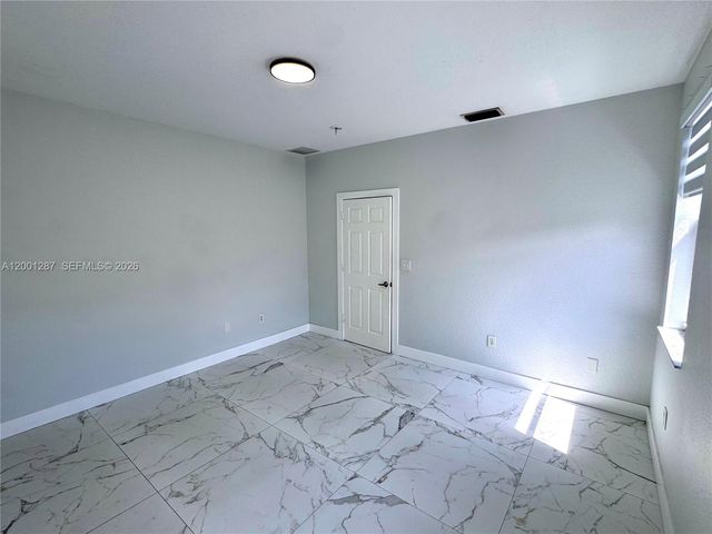 21405 Ingraham Ave Rd, Cutler Bay, FL 33189