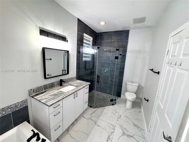 21405 Ingraham Ave Rd, Cutler Bay, FL 33189