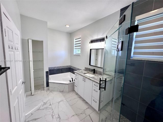 21405 Ingraham Ave Rd, Cutler Bay, FL 33189