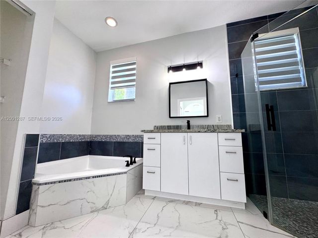 21405 Ingraham Ave Rd, Cutler Bay, FL 33189