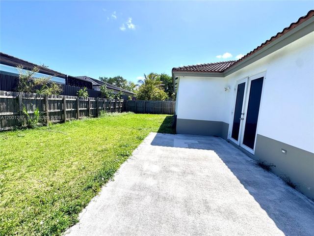 21405 Ingraham Ave Rd, Cutler Bay, FL 33189