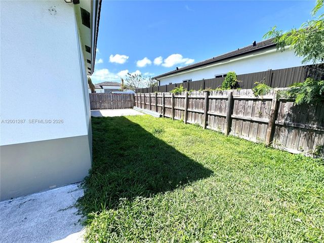 21405 Ingraham Ave Rd, Cutler Bay, FL 33189