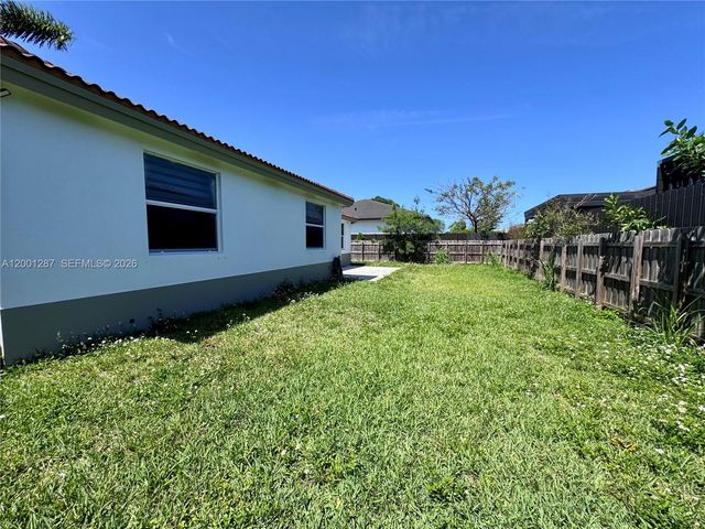 21405 Ingraham Ave Rd, Cutler Bay, FL 33189