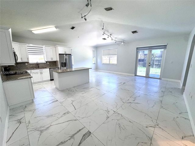 21405 Ingraham Ave Rd, Cutler Bay, FL 33189