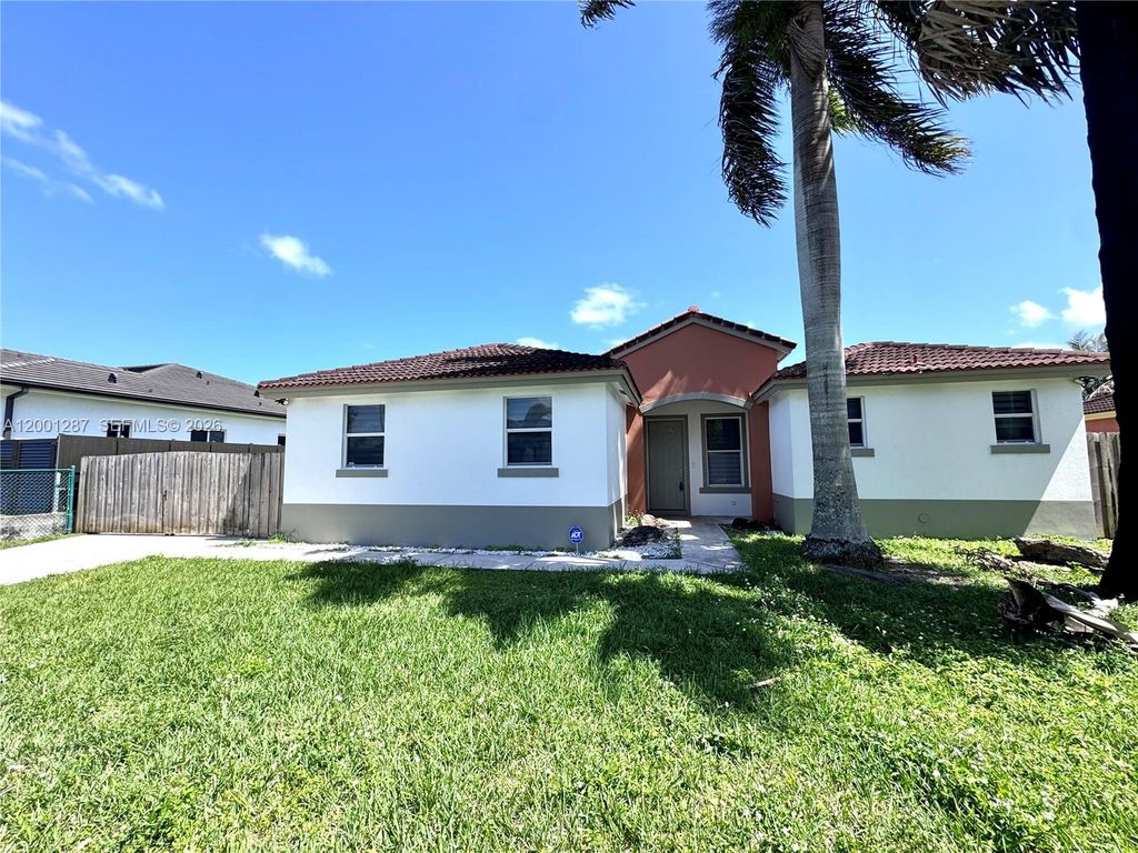 21405 Ingraham Ave Rd, Cutler Bay, FL 33189