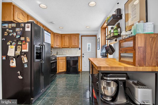 2428 GAUL ST, Philadelphia, PA 19125